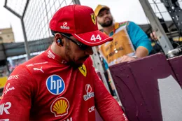 Lewis Hamilton uit onvrede over veelbesproken F1-regel: 'Het seizoen is minder spannend'