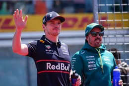 Fernando Alonso laat zich uit over Nürburgring-avontuur van Max Verstappen