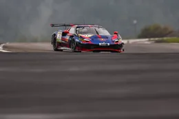 Max Verstappen wordt poleposition ontnomen door concurrentie tijdens kwalificatie op Nürburgring