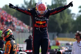 Damon Hill verrast en komt met opvallende claim over Max Verstappen op social media