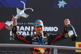 Max Verstappen schrijft op meerdere manieren Formule 1-geschiedenis met zege in Italië