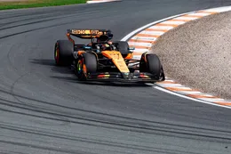Ferrari-baas geeft McLaren de schuld van problemen aan auto Leclerc en Hamilton