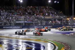Bizar incident in Singapore: Ferrari beschuldigt Max Verstappen van opzettelijke crash