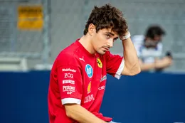 Charles Leclerc komt met genadeloos bericht richting Ferrari-fabriek: 'Op dit moment...'