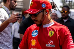 Lewis Hamilton verrast met opmerking over agressieve actie Max Verstappen