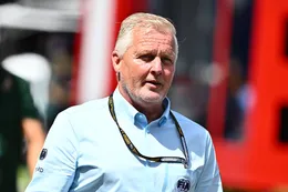 Johnny Herbert waarschuwt Norris voor Piastri én Verstappen: 'De andere coureur tegen de muur rijden'