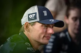 Bijzondere claim van voormalige teambaas: Max Verstappen krijgt 'voorkeursbehandeling' van FIA
