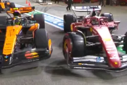 Video: Lando Norris en Charles Leclerc crashen in de pitstraat