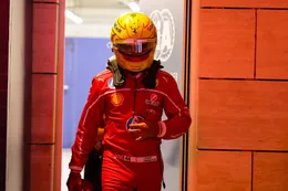 Lewis Hamilton shockeert fans met bizar interview na sprintkwalificatie in Qatar