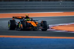 Norris gooit olie op het vuur en weigert Verstappen aandacht te geven na Sprint in Qatar