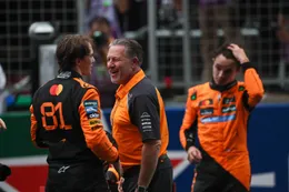 Goede vriend Oscar Piastri dropt bom: McLaren-coureur vertrouwt zijn team niet