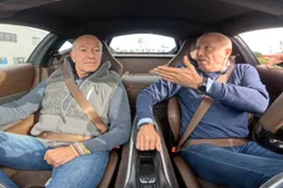 Video: Tom en Tim Coronel in handboeien afgevoerd door politie