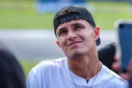 Lando Norris onthult: Hamilton en Vettel hielpen hem om Max Verstappen te verslaan