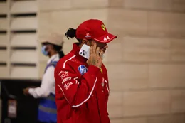 Nieuwe berichten onthullen: Lewis Hamilton komt spraakmakende belofte niet na