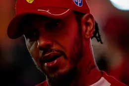 Lewis Hamilton komt belofte niet na en deelt bijzondere mijlpaal op social media