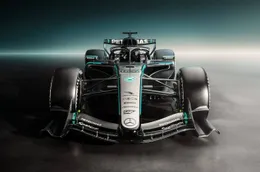 Mercedes presenteert nieuwe auto van George Russell en Kimi Antonelli voor 2026 F1-seizoen