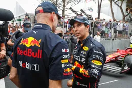 Adrian Newey haalt keihard uit naar Sergio Pérez: 'Hij kon dat niet'