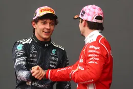 Video: Kimi Antonelli schreeuwt om hulp bij Ferrari tijdens festiviteiten in Japan