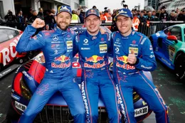 Mercedes-coureur lovend over Max Verstappen: 'Er zijn geen woorden om hem te beschrijven'