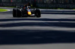 Ongehoord gesprek: Dit was de eerste reactie van Max Verstappen na schokkende McLaren-crash