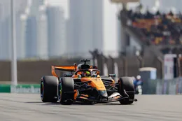 Onbegrip na opvallend radiobericht van McLaren in China: 'Het is nogal bizar'