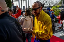 Hamilton krijgt een duidelijk bericht van zijn opvolger bij Ferrari