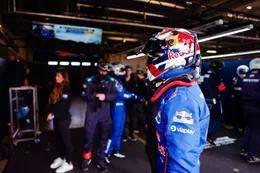 BREAKING: Max Verstappen kan overwinning op Nürburgring vaarwel zeggen