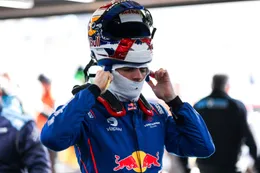 Max Verstappen eindigt eerste kwalificatie achteraan op Nürburgring Nordschleife