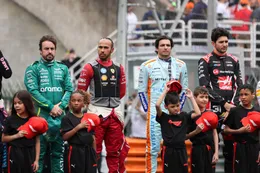 Hamilton en Alonso ontvangen verschrikkelijk bericht: 'Het is tijd...'