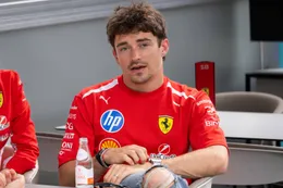 Charles Leclerc schiet in de verdediging na krankzinnige laatste ronde in Miami