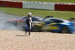 Video: Schokkende crash tijdens eerste kwalificatie 24 uur van de Nürburgring