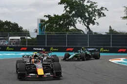 Jan Lammers neemt het op voor Red Bull-coureur: 'Zou ik respectloos vinden'
