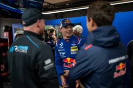'Hoog bezoek voor Max Verstappen tijdens de 24 uur van de Nürburgring'