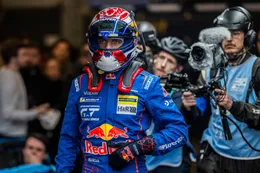 Mercedes en McLaren laten Max Verstappen schrikken met zéér slecht nieuws