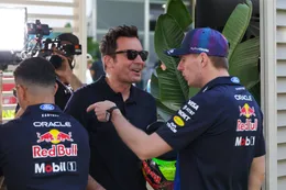 Jimmy Fallon maakt Max Verstappen belachelijk tijdens interview in Miami