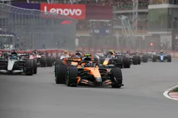 McLaren-coureur haalt hard uit naar team: 'Zagen eruit als idioten'