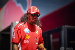 Lewis Hamilton ziet zichzelf als redder van Ferrari: 'Ik heb dit ontwikkeld'