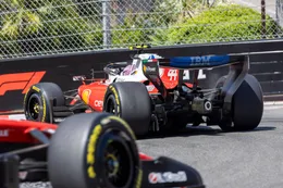 Bizar verhaal uit Italië: Lewis Hamilton gebruikt 'Mercedes-onderdelen' in Ferrari-auto