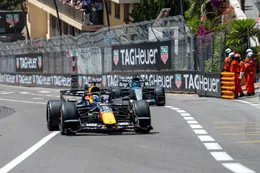 Italiaans medium verrast Max Verstappen met plots bericht over George Russell en Mercedes