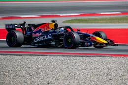 Formule 1-coureur stelt fans gerust met bericht over toekomst van Max Verstappen