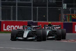 Helmut Marko wijst Max Verstappen op burgeroorlog binnen Mercedes: 'Elkaar verscheuren...'