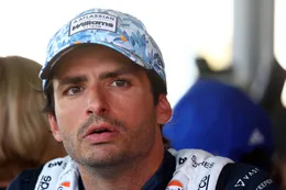 Carlos Sainz maakt oorlog en haalt uit naar zijn teambaas: 'Dit is niet wat beloofd was...'