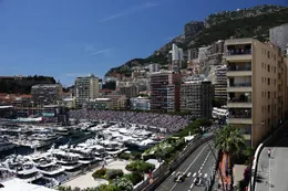 Fernando Alonso gaat in Monaco nog verder dan Max Verstappen: 'Slechtste generatie auto's ooit'
