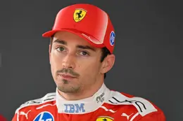 Charles Leclerc benadeeld door FIA: coureur moet één plek inleveren