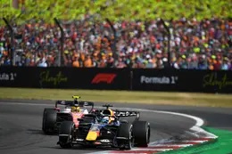 Lewis Hamilton geeft Max Verstappen de schuld na incident op Silverstone