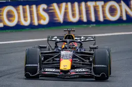 Max Verstappen kent de nodige problemen in zijn lange run in VT2, maar zet zéér behoorlijke rondetijden neer
