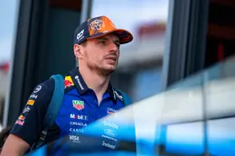 Max Verstappen stomverbaasd na ontdekken van gat in eigen Red Bull-auto