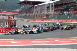Ongehoord radiobericht van Red Bull-coureur duikt op: 'Hij is tegen mij aangereden