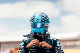 George Russell deelt zijn mening over de crash van Max Verstappen in Groot-Brittannië