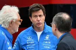 Mercedes en Ferrari spreken elkaar fel tegen over titelstrijd na drama in Silverstone